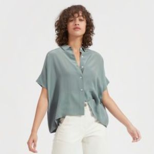 Everlane Sold Out Silk Square Shirt in Sage, sz 0